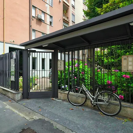 Joivy Delightful 1-bed Flat Near Navigli Canals Апартаменты Милан